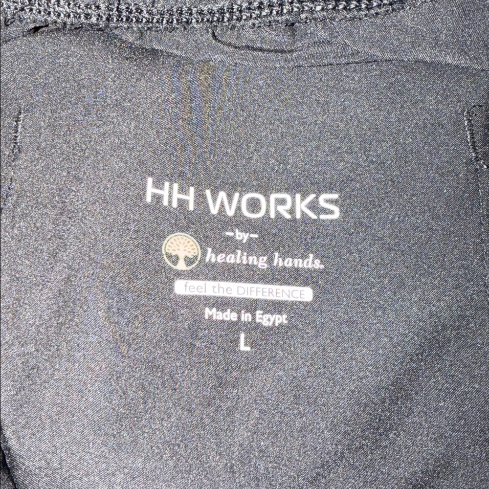 Healing Hands Black Scrub Top and Pants Set Large - Picture 5 of 5